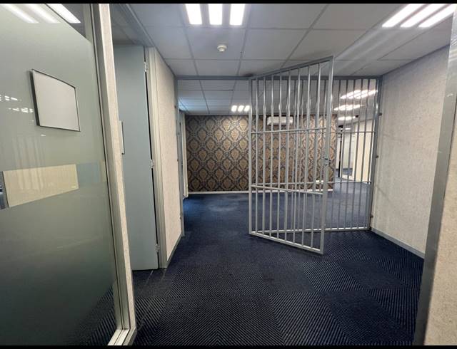 337M² OFFICE TO LET IN ROSEBANK